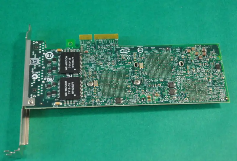 Intel Gigabit VT Quad Port Gigabit Ethernet Netzwerk Adapter 0YT674 9404PT 82575G