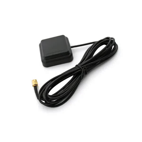 4G WIFI GNSS Kombination Dreifach-Antenne GPS GLONASS GALILEO BDS eingebaute Vier-Sterne-Vollfrequenz-Antenne MCX-K