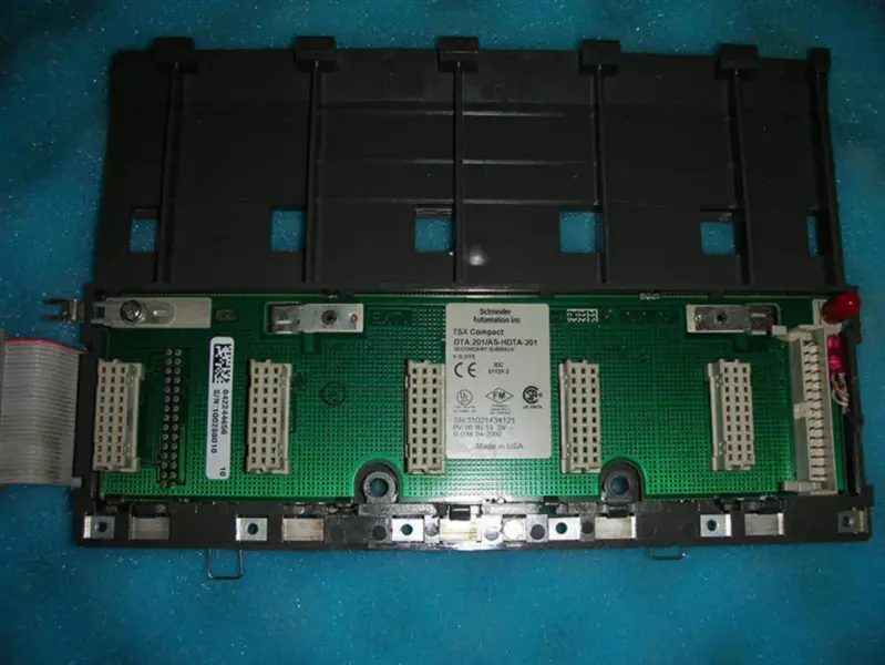Modicon TSX Kompakt DTA 201/ AS-HDTA-201 DTA201
