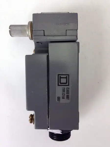 Quadrat D 9007C54B2Y1905