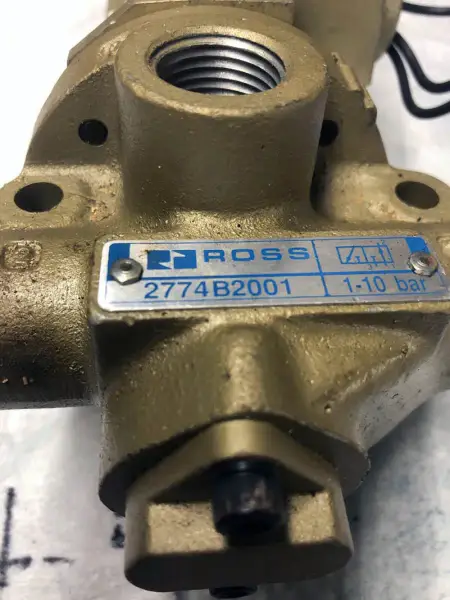 ROSS-STEUERUNGEN 2774B2001
