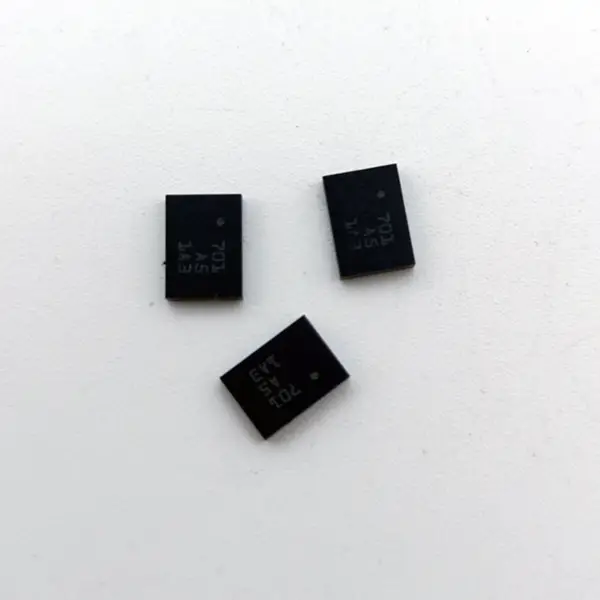 Intelligente Sensoren BMF055 BNO055 Absoluter Orientierungssensor Digitaler Ausgang 2,5V/3,3V 28-Pin LGA T/R