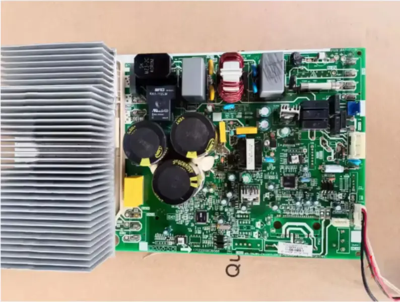 Midea Klimagerät Außeneinheit Steuerplatine IL-KFR65W/BP2N1-D01 Schaltung PCB 17222000012770