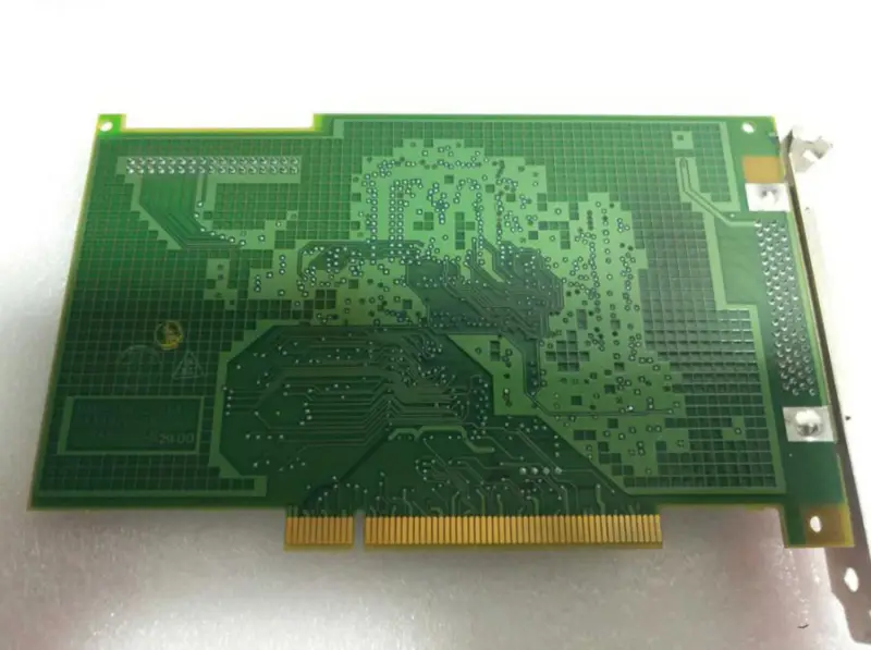 NI PCI-DIO-32HS 183480B-01 Hauptplatine