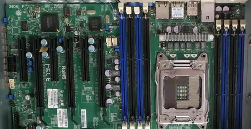 SuperMicro X9DRi-F Server-Motherboard LGA2011 X79 unterstützt E5-2600