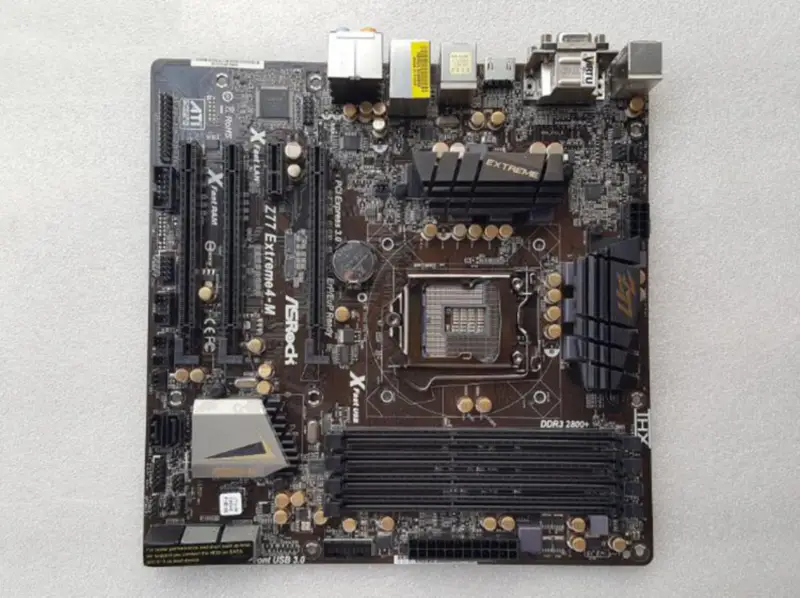 ASROCK Z77 Extreme4-M Intel LGA 1155 DDR3 Z77 MATX Mainboard