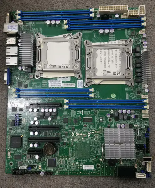 SuperMicro X9DRL-EF Hauptplatine