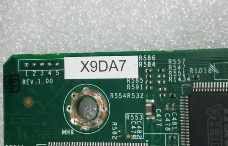 SuperMicro X9DA7 Server-Motherboard