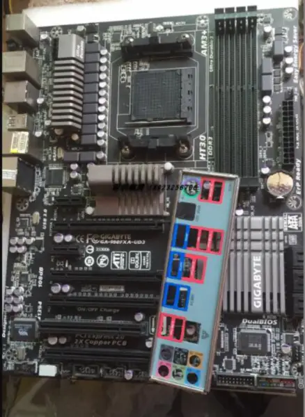 Gigabyte GA-990FXA-UD3 Hauptplatine