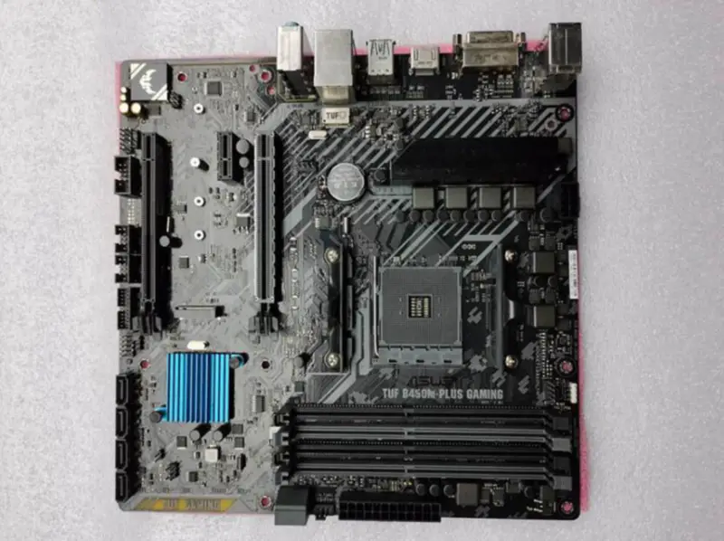 Asus TUF B450M-PLUS GAMING Hauptplatine DDR4