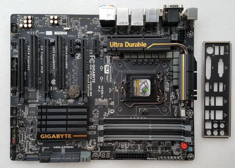 Gigabyte Z97X-UD5H-BK Hauptplatine LGA1150 DDR3