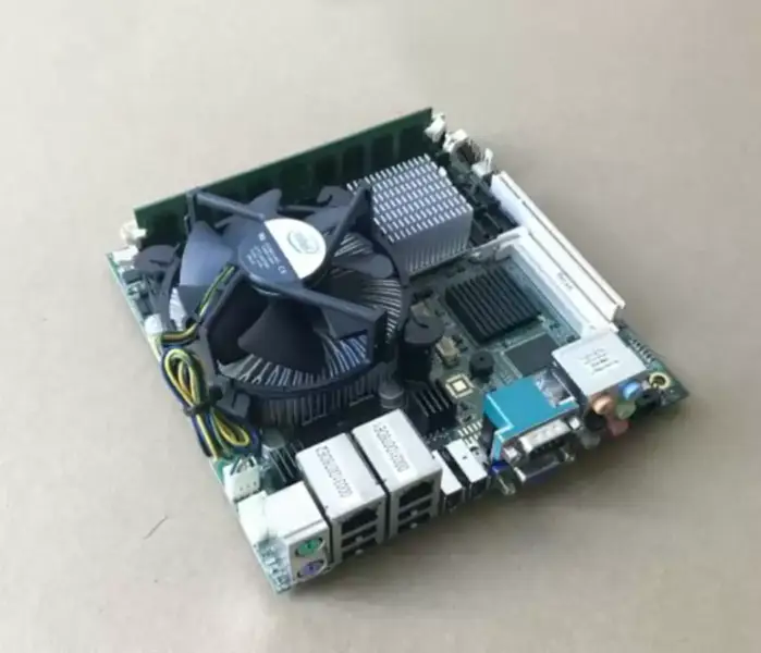 COMMELL LV-676 MiniITX-Mainboard mit zwei Netzanschlüssen 775 LVDS DVI VGA für die Industrie