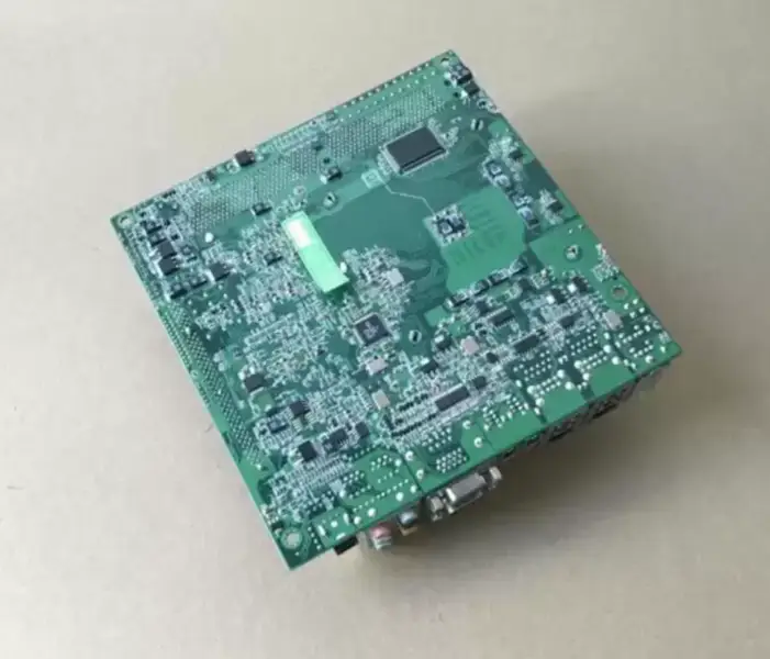 COMMELL LV-676 MiniITX-Mainboard mit zwei Netzanschlüssen 775 LVDS DVI VGA für die Industrie