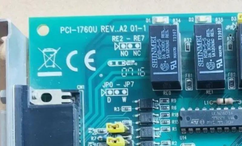 Advantech PCI-1760U REV.B1 A1 A2 8-Kanal-Relais und 8-Kanal-isolierte digitale Eingänge Universal-PCI-Karte