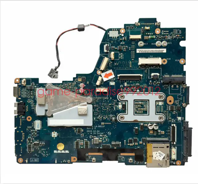 Toshiba K000121740 Hauptplatine