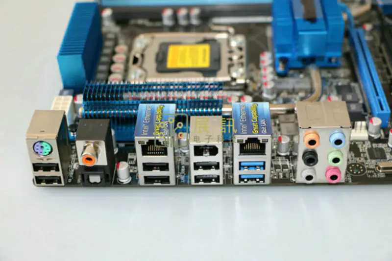 Asus P6X58-EWS Hauptplatine