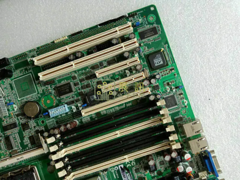Asus DSBF-D12 Hauptplatine