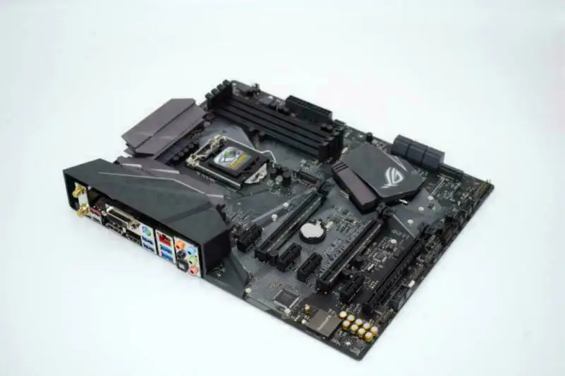 Asus STRIXZ270EGAMING Hauptplatine