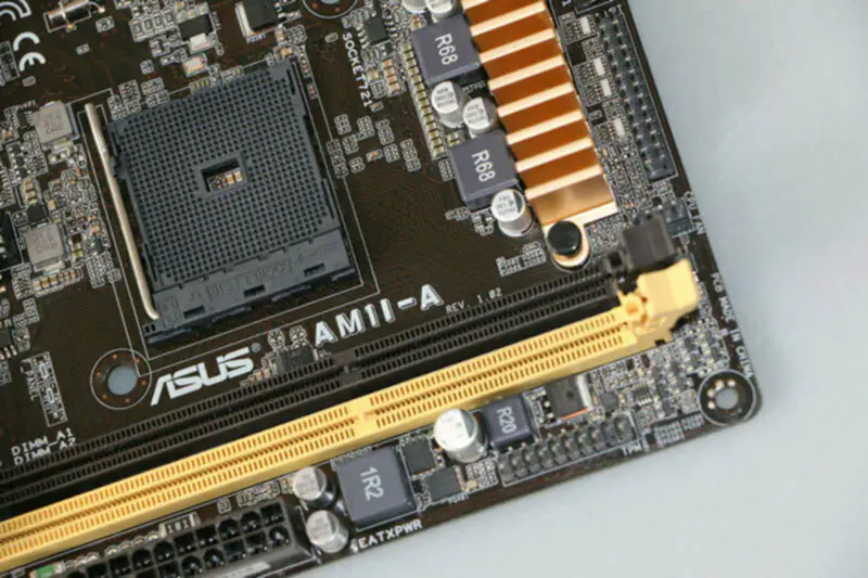 Asus AM1I-A Hauptplatine