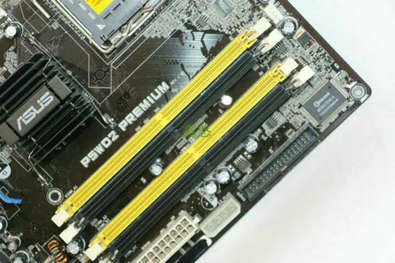Asus P5WD2Premium-Motherboard