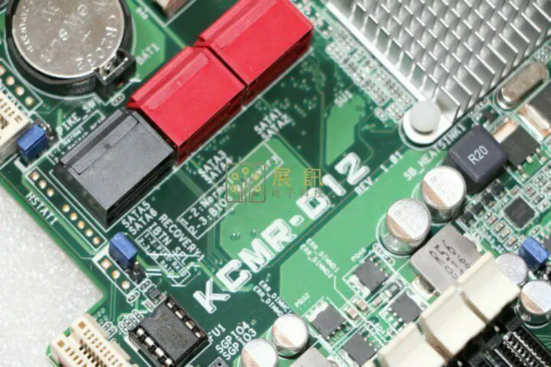 Asus KCMR-D12 Hauptplatine