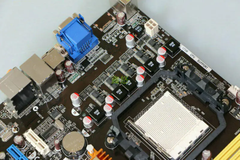Asus M3A76-CM Hauptplatine