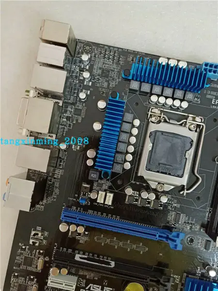 Asus P8CWS Hauptplatine