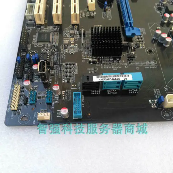 Asus P9D-V Hauptplatine