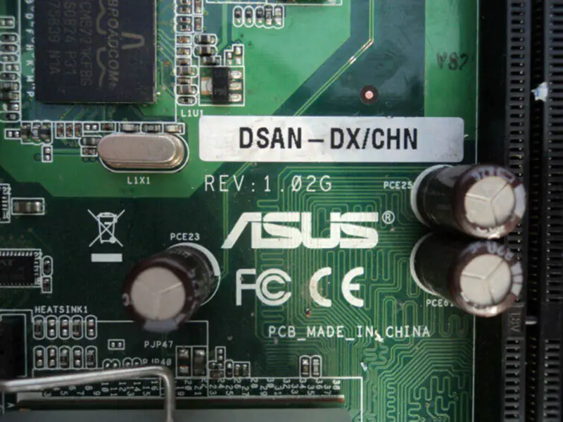 Asus DSAN-DX/CHN Hauptplatine