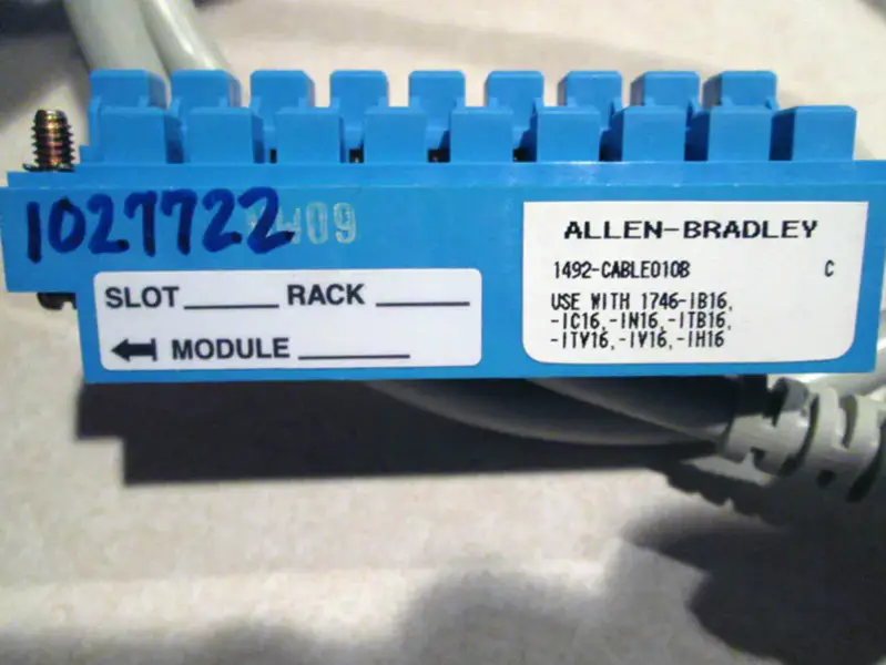 Allen-Bradley 1492-KABEL010B