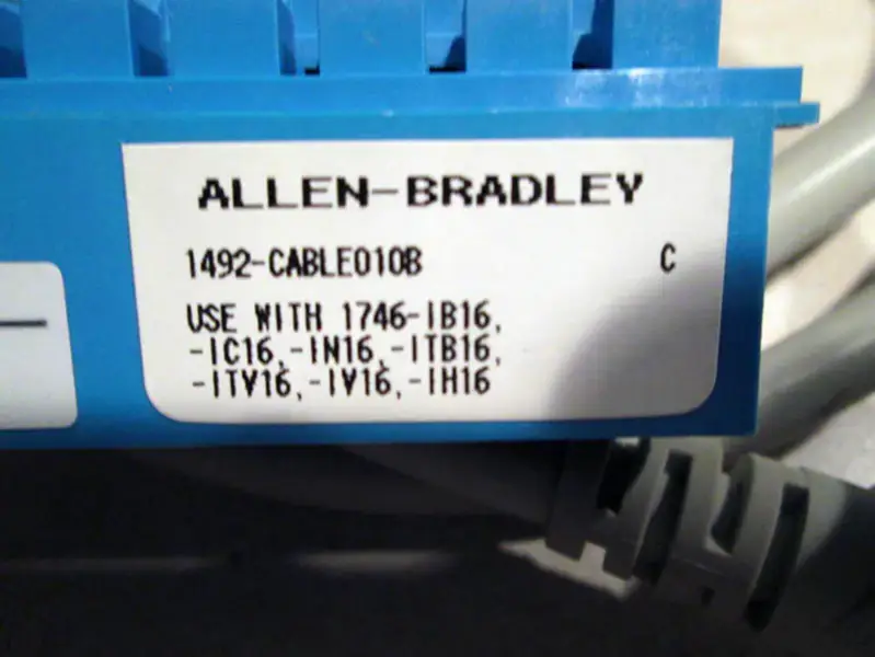 Allen-Bradley 1492-KABEL010B