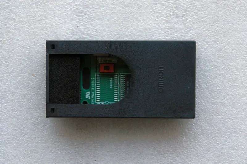 Omron C200HS-ME16K SPS-Modul