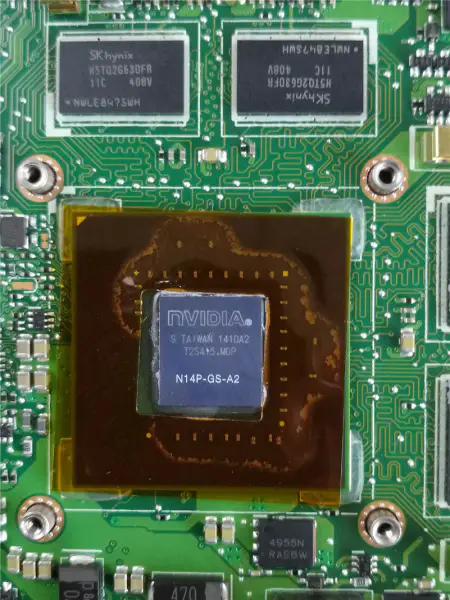 Asus 60NB0230-MB7100 Q550LF ATX-Motherboard