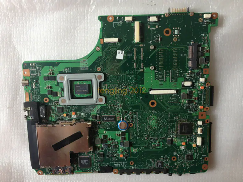 Toshiba V000125600 ATX-Hauptplatine