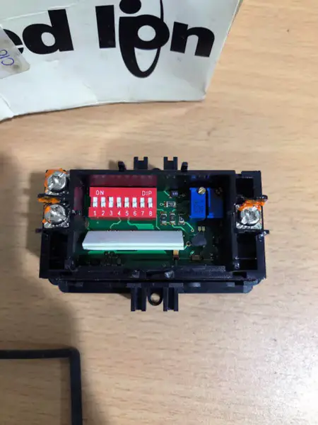 Roter Löwe DT800000