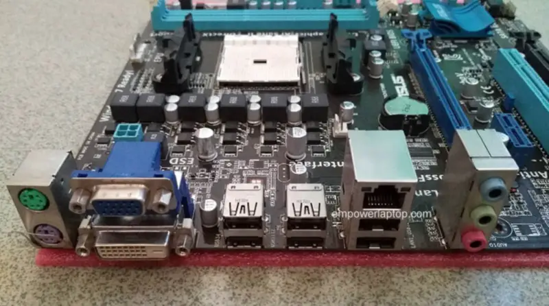Asus F1A55-M LE / A55 FM1 uATX Hauptplatine