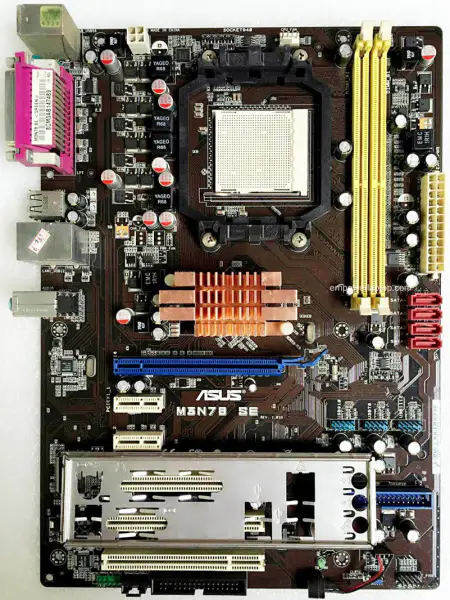 Asus M3N78 SE Hauptplatine