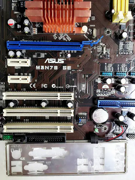 Asus M3N78 SE Hauptplatine