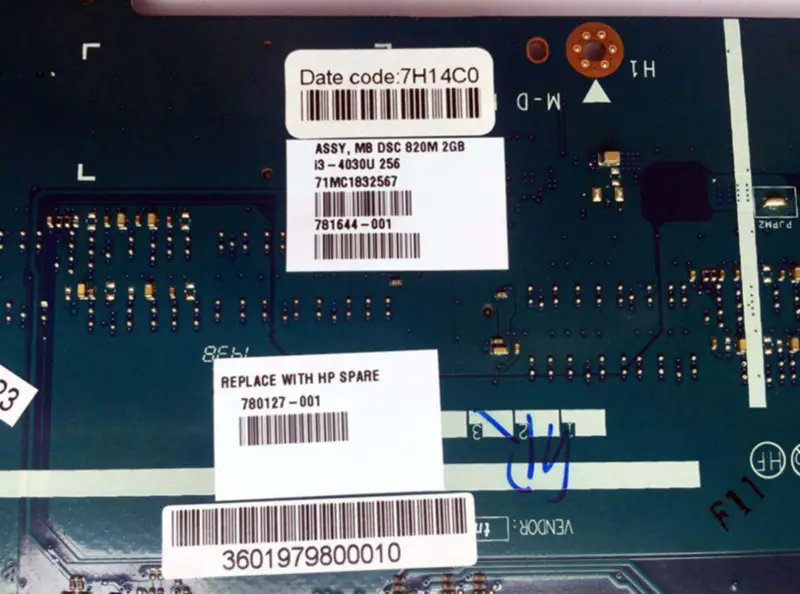 HP Hauptplatine 781644-001 780127-001 15-R ZS050 LA-A992P i3-4030U 2GB