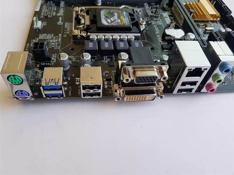 Asus B85M-V5 PLUS B85 LGA 1150 Micro-ATX-Motherboard