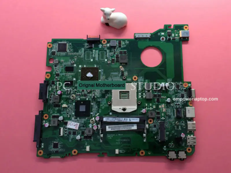 Acer Motherboard MBND706001 DA0ZRCMB6C0 eMachines eME732ZG E732ZG HM55 mit 512MB Grafikkarte
