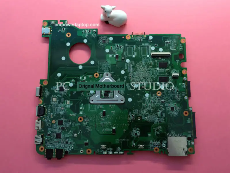 Acer Motherboard MBND706001 DA0ZRCMB6C0 eMachines eME732ZG E732ZG HM55 mit 512MB Grafikkarte