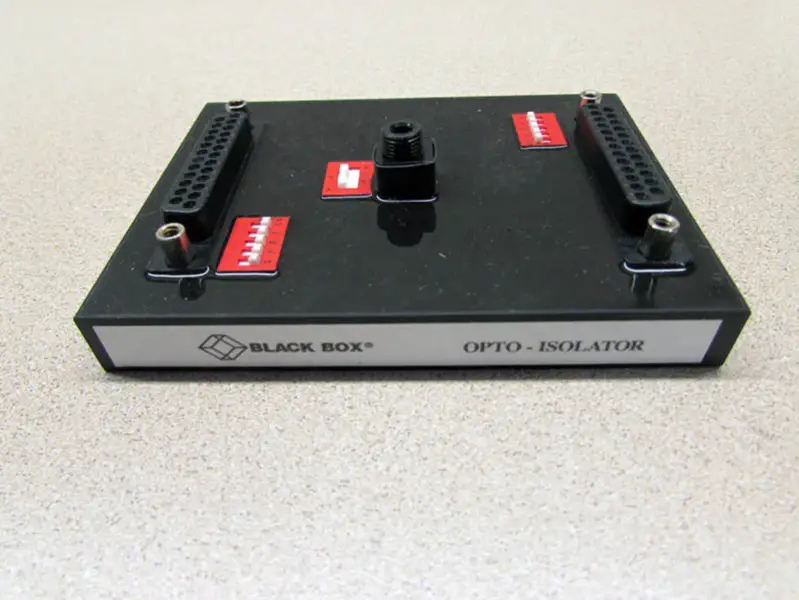 Schwarzer Kasten SP400A-R2