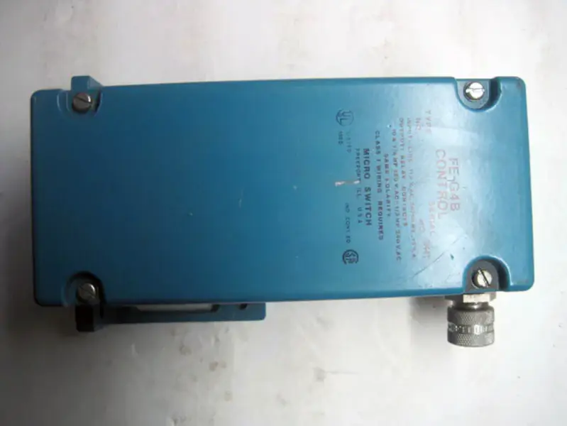 MIKROSCHALTER FE-G4B