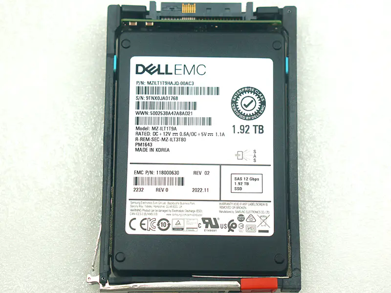 Dell EMC 400-BGLD Unity 1,92T SAS 12Gb SSD