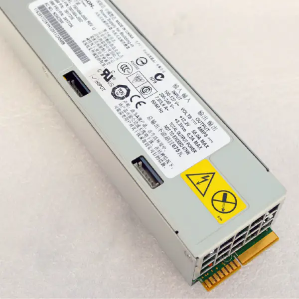 39Y7235 39Y7236 675W Netzteil für X3550M2 X3650M2 X3550M3 X3650M3 Hot Swap Server PSU