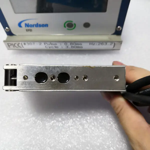 Nordson EFD 73612837361217 Piezoelectric actuator dispensing valve controller