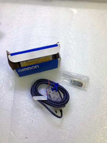 Omron Gesellschaft E3C-JB4P