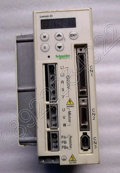 SCHNEIDER-Treiber LXM23CU07M3X
