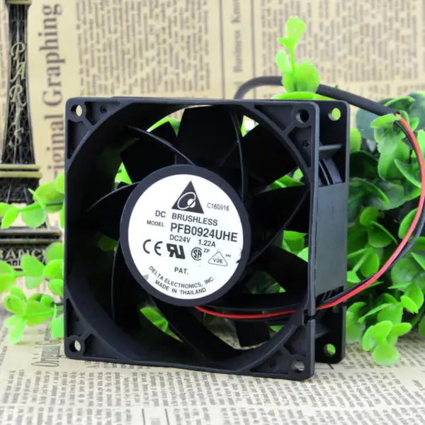 Delta PFB0924UHE DC24V 1,22A DELTA 92*92*38 Lüfter